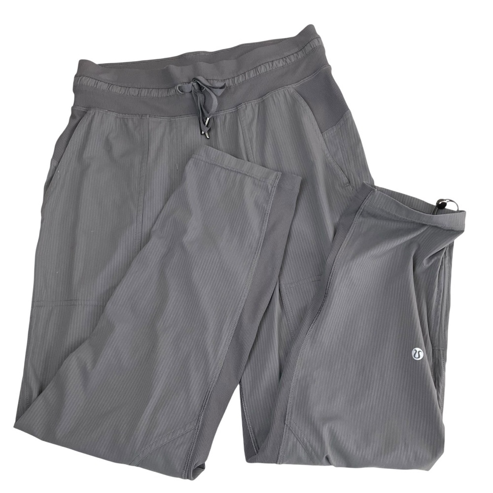 lululemon Dance Studio Crop *25” Titanium Gray Sz 4 - Picture 13 of 14